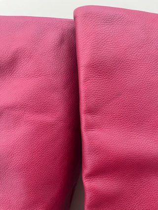 Botas altas con tacón rojo