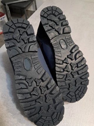 Botas de senderismo o montaña  DWZAG azul y gris