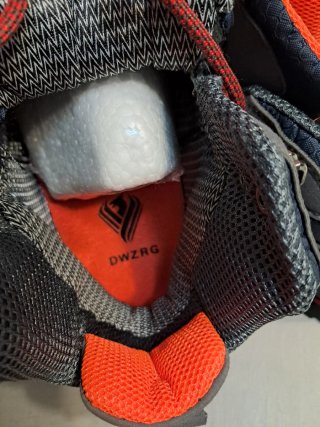Botas de senderismo o montaña  DWZAG azul y gris