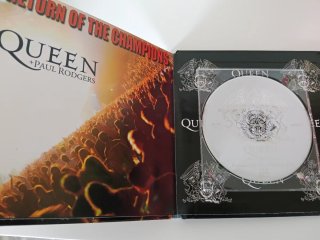 Queen + Paul Rodgers - CD Libro
