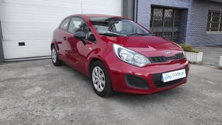 KIA Rio 1.2 gasolina 2013