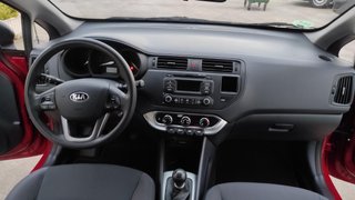 KIA Rio 1.2 gasolina 2013