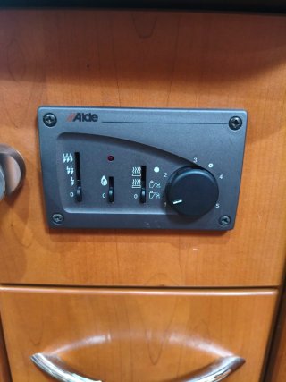 Niesmann  flair 6700 2005