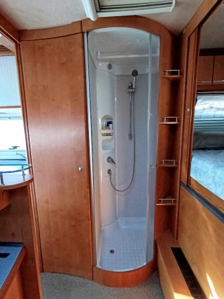 Niesmann  flair 6700 2005