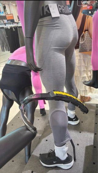 Mallas Nike Pro grises