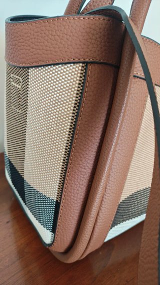 Borsa Beige e Marrone Nuova