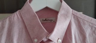 Camisa rosa chicos con coderas bordadas. Talla 14