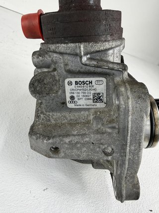 Bomba inyectora Audi A6 3.0 tdi 059130755CG