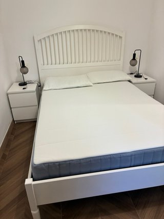 Estructura cama TYSSEDAL + Colchón VESTERÖY