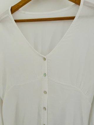 Camisa blanca ligera manga larga