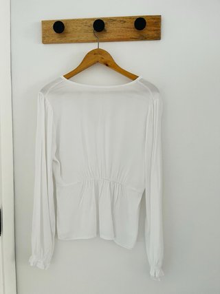 Camisa blanca ligera manga larga