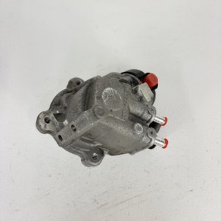 Bomba inyectora Seat León 2.0 tdi 03L130755