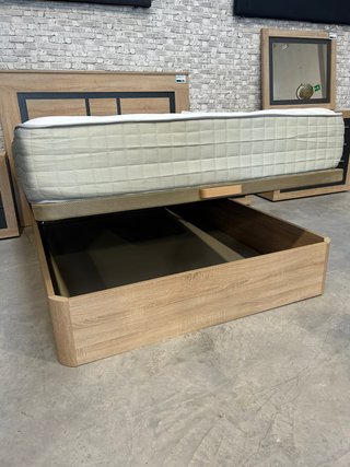 Canape 135x190cm Madera y Tela