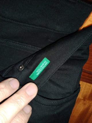 Pantalones Benneton negros talla M