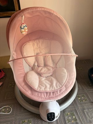Hamaca bebé rosa con mosquitera ,música bluetoth