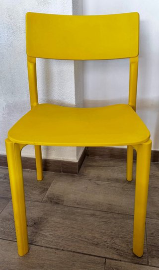 2 Sillas IKEA Amarillas Apilables Diseño Moderno