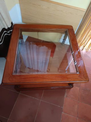 Mesa de centro madera y cristal De las de antes !