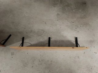 Estantería madera maciza con soportes forja x 2