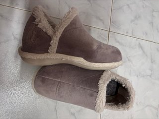 Zapatillas de estar por casa cómodas