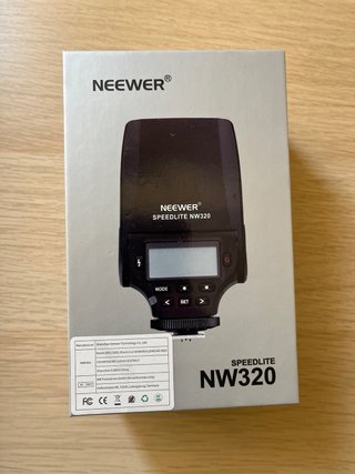 Flash Neewer NW320 per Sony
