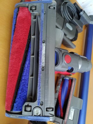 Aspirapolvere senza fili Dyson V8