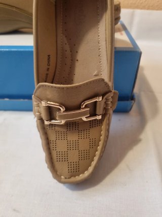 Zapatos planos mujer beige