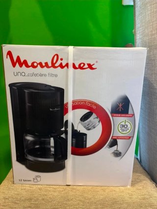 Cafetera Moulinex UNO 12 tazas
