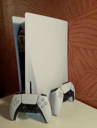 Consola PS5 Chassis C + Spider-Man 2