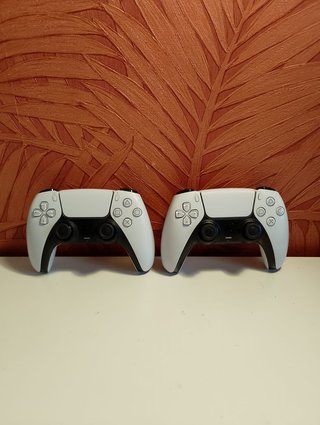 Consola PS5 Chassis C + Spider-Man 2
