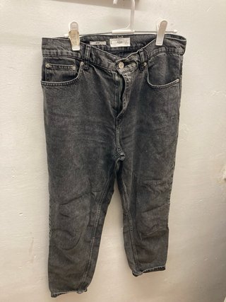 Vaqueros Mango negros estilo vintage