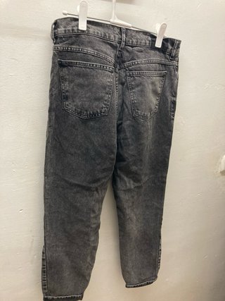 Vaqueros Mango negros estilo vintage
