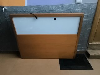 Cabecero de cama con luz