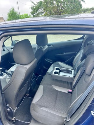 Peugeot 308 2011