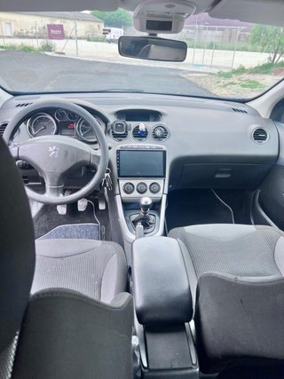 Peugeot 308 2011