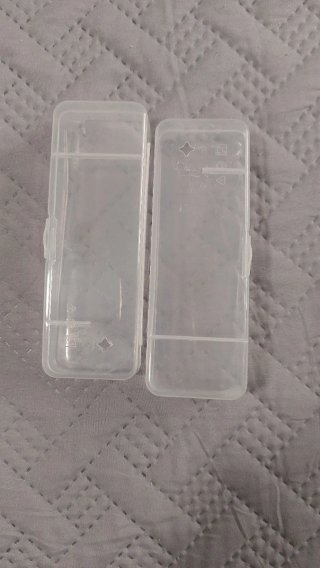 2 portacuchillas transparentes