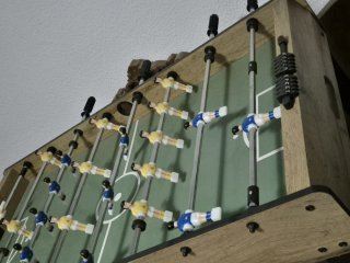 Futbolín de madera