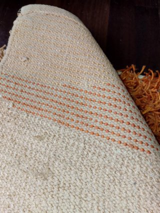 Alfombras dormitorio marrón y naranja