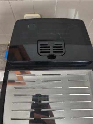 Cafetera DeLonghi Automática Negra