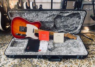 Fender Telecaster Ultra Red Plasma Burst