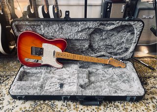 Fender Telecaster Ultra Red Plasma Burst