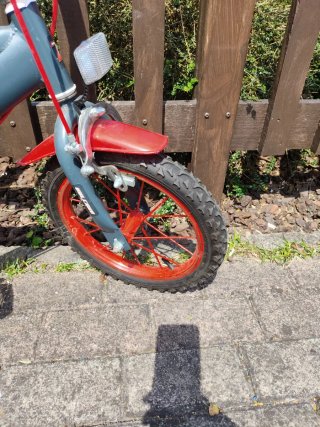 Bici infantil 16 gris y roja