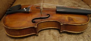 Violín antiguo