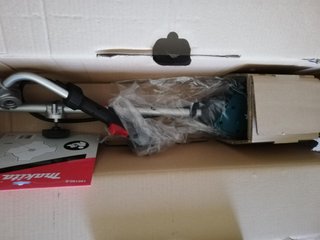 Desbrozadora Makita 40V XPT IPX4 + Cargador + 2 Ba