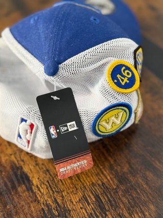 Gorra New Era Warriors S-M nueva con etiquetas