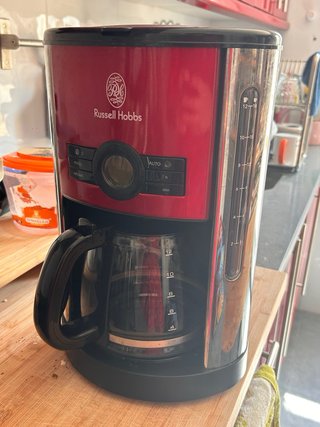 Cafetera Russell Hobbs Roja