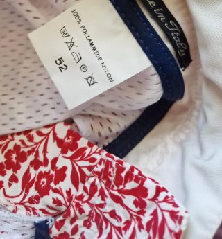 Costume uomo fantasia floreale rosso
