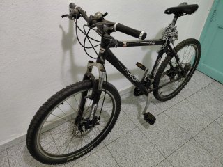 Bicicleta AFX Conor
