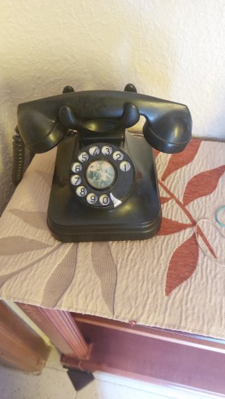 Teléfono antiguo de disco