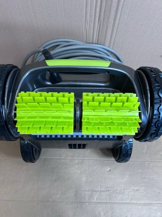 Robot Limpiafondos piscina Zodiac GV 5220