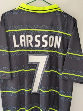 Camiseta Celtic Glasgow. Larsson 7. Talla XL
